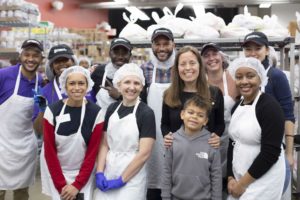 Family Volunteering with Food Friends for Thanksgiving