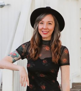 Brandi, assistent editor