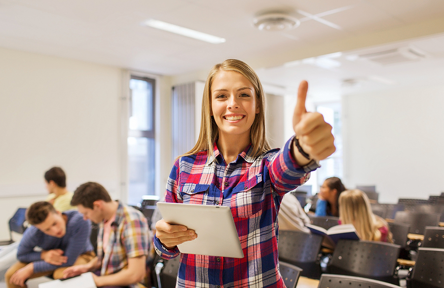 Youth employment programs across DC, Maryland, and Virginia help teens build skills, gain experience and start earning with confidence.