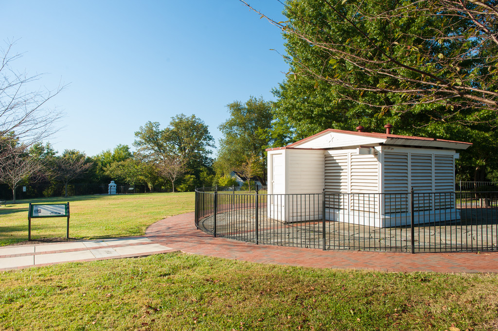 Walking trails at Observatory Park in Gaithersburg